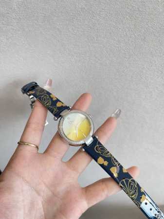 美国贸易公司订单产品方最近关岁问题出不去，订货方急于套现！订单不低于2400完全是套现亏出真钻一表一检测证书支持第三方重新检测不是真钻白送Dior迪奥星空女表限 - 点击图像关闭