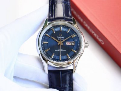 欧米茄-Omega 大碟飞系列双历男士机械腕表 DDD 全自动机械机芯 同步原装透底设计 DDD 316L精钢表壳，均匀拉砂，独家Cnc工艺打造！ DDD 凹凸