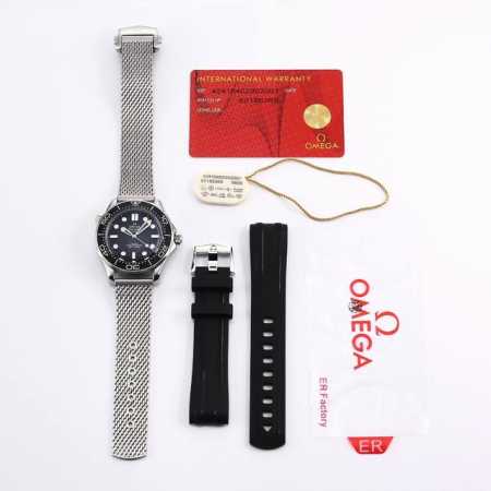Er全新力作匠心传承Omega欧米茄007-Seamaster Diver 300M 独家定制版本！ 市场唯一对版版本，后盖对版，精磨网带，头粒与原版一致！细节 - 点击图像关闭