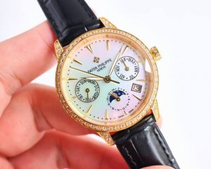 白壳 金壳 Tw 2024最新力作 龙重推出 百达翡丽35Mm女款爆款万年历多功能高级腕表！ Tw制表师团队历经多时精心设计，力求完美 1款式采用9100多功能