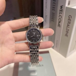 白壳 玫 精致女表 送礼佳品 品牌 浪琴--Longines 类型 女士腕表 机芯 进口石英机芯 材质 316L精钢表壳 表镜 矿物强化玻璃镜面 皮质 真皮表带