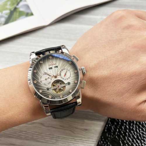 490 复杂时计 奢华大气 经典新品 震撼上市 【最新】：百达翡丽 多功能精品 大飞轮设计 【类型】：精品男士腕表 【表带】：真牛皮表带 【机芯】：高端全自动机