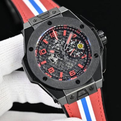 Tw 出品 恒宝 宇博 Hublot T17 钛金属 Hublot Big Bang Ferrari Titanium F4 系列 材质 表壳：钛金属，经拉丝与