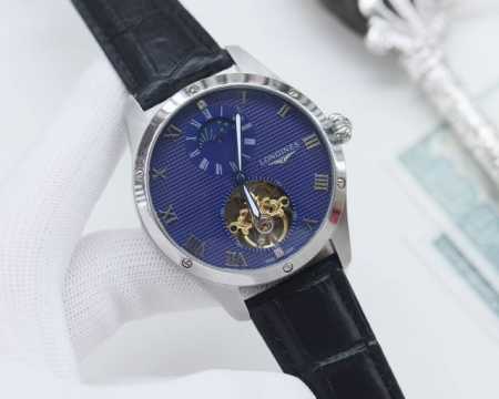 尊享价： 品牌：浪琴-Longines 类型：男士腕表 壳套：顶级版316精钢l 表带：316L精钢表带 机芯：全自动机械机芯 镜面：矿物质防刮镜面玻璃 尺寸： - 点击图像关闭