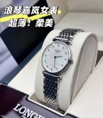 浪琴嘉岚超薄女表｜4Mm薄到隐形！细手腕的天菜优雅神器！ 姐妹们！挖到宝了！这块浪琴嘉岚简直是“人间富贵花”本花！戴上瞬间气质拉满，通勤约会 表壳仅4Mm厚，比