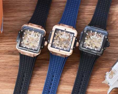 Hublot 宇舶表 这是恒宝腕间的高级秀场！恒宝再次跨界潮流高端！众星演绎，隆重上市，兼具尖端潮流和创新科技的融合力作，腕表史上的巅峰之作，从多个角度诠释“融 - 点击图像关闭