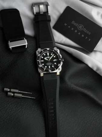 Brf 柏莱士 Bell&Ross Ot5 Instruments 系列Br03A 2824自动机械 机芯 精钢表壳 42毫米 带 陶瓷60分钟刻度单向旋转精钢 - 点击图像关闭