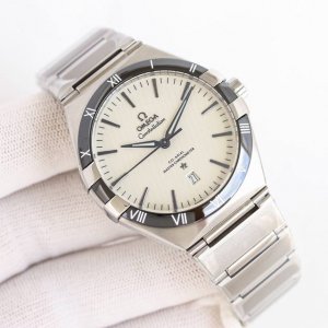 sj出品 欧米茄 Omega 星辉永恒之星座腕表第五代 星座系列！全新原装尺寸41Mm腕表！Om1 1圈口升级，原装一致抛光进口陶瓷表圈，刻度采用白金电镀工艺，