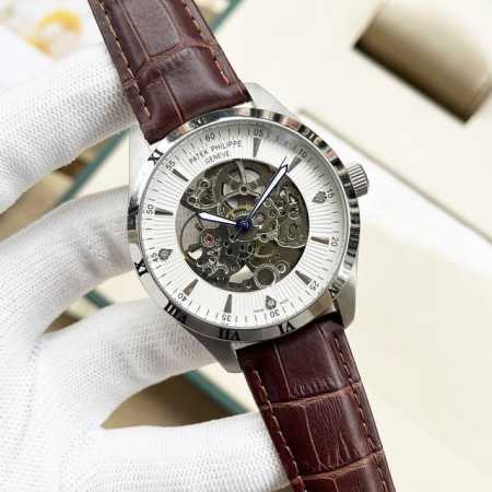 百达斐丽-Patek Philippe 男士腕表 商务休闲 全新多功能设计 自动机械机芯 直径42Mm 厚底12Mm 钢化玻璃 316精钢壳套 底盖：透底 真皮 - 点击图像关闭