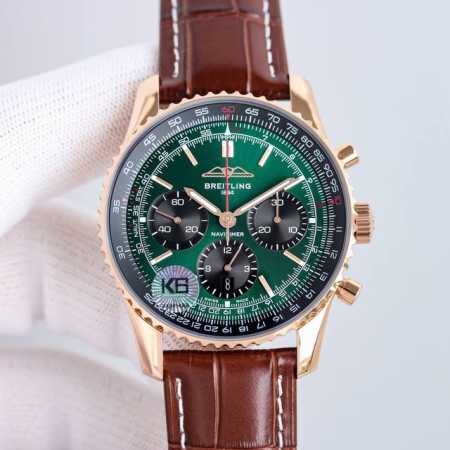 百年灵全新航空计时腕表 Navitimer 问世70周年，百年灵以大胆色彩焕新演绎经典腕表。尺寸43Mm，迭代款无疑是地道的航空计时腕表，带有环形飞行滑尺、棒状 - 点击图像关闭