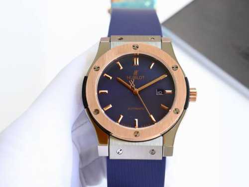 金黑+20宇舶 恒宝Hublot 经典融合系列 316精钢表壳 壳套采用Cnc工艺精细打磨加工 确保各方位细节 圈口彰显宇舶独特拉丝工艺效果，表带采用进口橡胶表