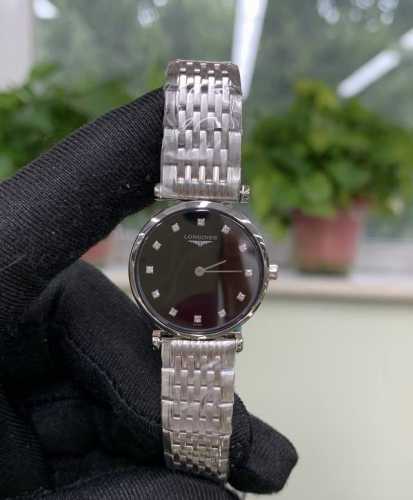 浪琴 Longines 浪琴表嘉岚系列 L4.209.4.58.6 石英机芯 精钢 24 Mm 专柜价14950，全新全套