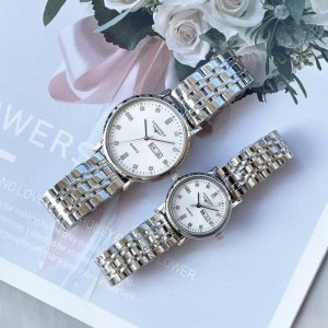 白皮 .金 .钢20 浪琴-LONGINES 情侣对表 原装进口石英机芯 316L精钢表壳 直径男39mm女29mm 厚8mm如果今天的阳光停止了它耀眼的光芒。
