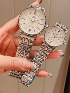 白壳190金壳 钢带20 品牌 欧米茄 类型 情侣腕表 壳套 顶级版316精钢l 表带 进口小牛皮表带 316L精钢表带 机芯 进口石英机芯 镜面 矿物质防刮镜