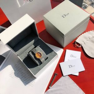 虎眼石款 超级硬货到！原单la D De Dior Satine系列高级仙女腕表，生动呈现了迪奥制表的精魂，弥足珍贵的高雅风格。米兰网织工艺精钢表链，超级秀气，
