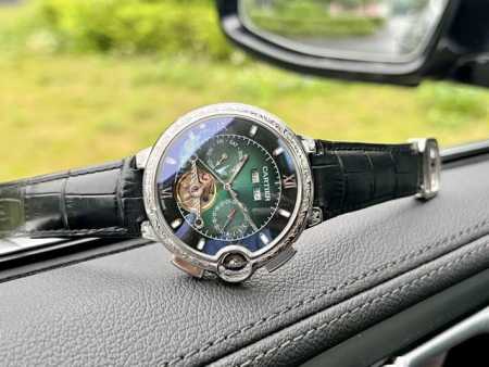 白 -金 钢带+30 卡地亚-Cartier 精品男士腕表 全新多功能设计 尊贵大气 绅士风范 卓越品质 热卖全城 采用全自动机械机芯 顶级316精钢表壳 进口 - 点击图像关闭