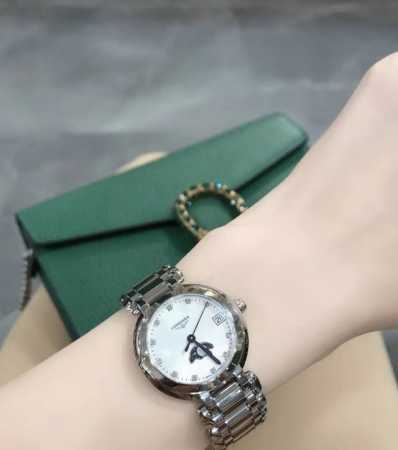 Longines浪琴 心月系列 石英机芯 月相镶钻 女表 瑞表 30.5Mm 贝母色表盘 精钢表壳 精钢表带 - 点击图像关闭