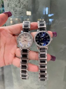 白 金 钻30 #浪琴 低调又不失细节的美，上手不撞款，当你觉得今天的首饰配不上你的穿搭的时候选他就对了，时尚百搭绝绝子！