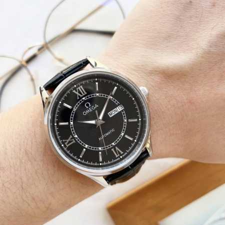 男人挚爱 三针腕表 最新 ：欧米茄最佳设计独家首发 类型 ：精品男士腕表 表带 ：真牛皮 316精钢表带 机芯 ：西铁城8215机械机芯 镜面 ：蓝宝石玻璃 更 - 点击图像关闭