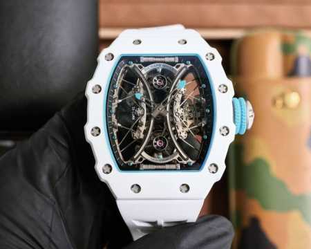 白色tpt石英纤维 Richard Mille 理查米尔rm53-01 将腕表设计与运动赛事相互结合，完美诠释了赛场上的勇者坚定信念、顽强拼搏的精神。Rm53- - 点击图像关闭