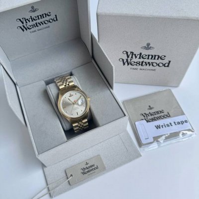 Viviennewestwood腕表 灰色表盘 石英机芯不锈钢表带 女表50米防水Vv261Gyg d表盘为沉稳灰色色表盘 搭配金色指针 精致亮眼 金色的薇薇安