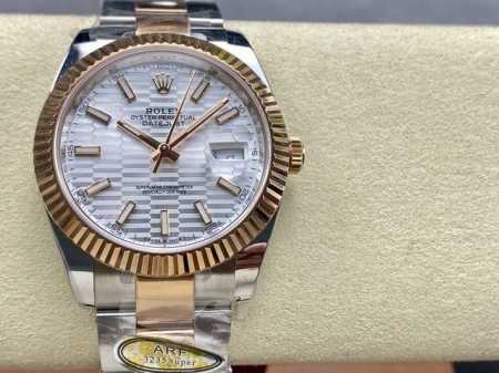 上新啦从此告别上手轻飘飘的时代。配重版本单历日志型已出货。 Datejust日志型41Mm 日本机芯 材质:款式采用配重混合材料整表同步原装装柜重量几乎一致 零 - 点击图像关闭