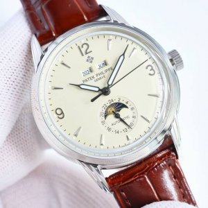 Tw出品 重金打造经典时计 Pp 百达翡丽 5320G-001 Gv1 超级复杂功能时计直径40毫米一体冲压成型的双层式精钢表壳，致敬了经典的设计语言奶油色的表