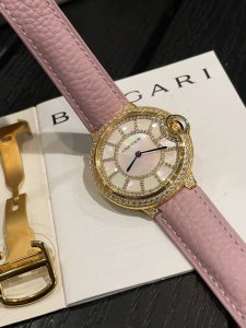 ballon Bleu De Cartier卡地亚蓝气球腕表奢华系列，百搭尺寸36Mm，简约又别具品味，摒弃了现代盛行的繁复华丽的修饰，以简约重新诠释唯美，打造