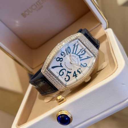 Franker Muller_法兰克穆勒 V32酒桶系列 奢华镶嵌钻石经典数字面搭配橡胶真皮带 镶钻扣子 进口机芯 真空电镀 亮度高，更耐带 百搭衣橱 多种风格 - 点击图像关闭
