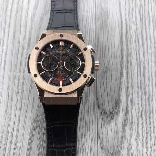 Sj出品 Hbb经典计时腕表 大爆炸计时码表 品牌：宇舶 恒宝 Hublot 机芯：进口7750多功能机械机芯 材料：316精钢 玻璃：天然蓝宝石 表带：高级天