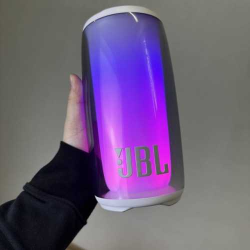 230K歌神器Jblpulse6脉动6 支持串联 灯光随音乐节奏跳动 音乐脉动6代 360度全透明款式 便携式蓝牙音箱 全面屏炫彩小音箱+K歌麦克风+低音炮 桌
