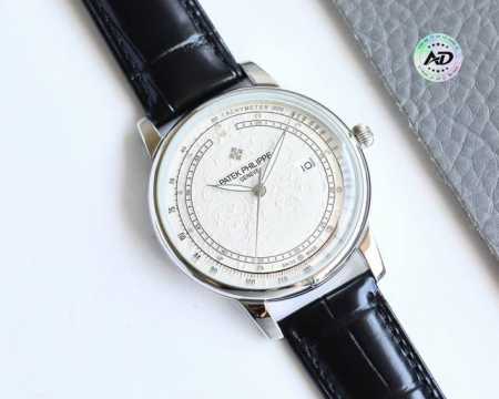 白 -金 。 2024最新热门款 百达翡丽patek Philippe 升级版。 1历时9个月精心设计，敢为人先，力求完美，突破多层技术瓶颈 2 市场独家最新锅 - 点击图像关闭