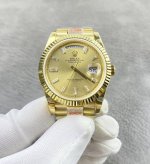劳力士星期日历型系列M228238-0005腕表，真土豪款！V3版！搭载天津海鸥2836机芯， 独家实拍，配重版本，真的很压手，玻璃通透，日历对版，针有中轴，牙