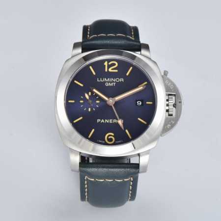 沛纳海--Panerai 类型：男士顶级腕表 机芯：有全自动上海机械机芯和P9000机可挑选 表壳：316L精钢表壳 镜面：矿物强化防摔玻璃 皮带：真牛皮表带 - 点击图像关闭
