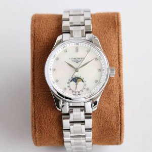 全新浪琴名匠女款系列L2.409..4.87.4简约优雅尽显从容气度！ 功能与原版同步 六字位日夜星辰，独立快调日历功能，认准！ 表壳 腕表尺寸3412毫米。用