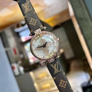 金白同价 Lv时来运转老花神级腕表 手腕轻轻摆动 度完美旋转 满满设计感 独具创意 引入注目非常漂亮 想低调实力不允许系列 拱形316精钢表壳直径38Mm厚度1