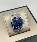 超强夜光，官网同步明星产品 专为追求卓越品质和拥有优雅态度的品味人士设计 康卡斯潜水系列。 DDD 采用全新全新进口机零故障精准走时性能稳定 DDD 表壳采用高