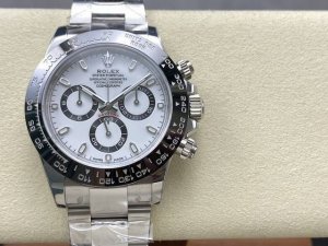 Vs 劳力士宇宙计型迪通拿系列M1 0Ln-0001腕表 熊猫迪 ，904精钢表壳表链，折叠扣；蚝式保险折扣配5毫米易调链节伸展系统，外圈黑色Cerachrom