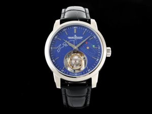 Rms新款 积家Master Ultra Thin Tourbillon陀飞轮大师系列腕表的设计灵感源自制表领域中最辉煌的时代。太子妃式指针散发经典传统的气息，