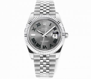 劳力士日志型腕表系列41Mm 塑造经典腕表典范。 1：机芯采用瑞士机芯。 2：材质方面整体采用了904钢 表壳侧面的弧度抛光到位，侧面厚度和原装一致。 3：经典