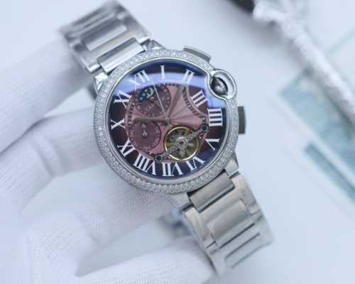 白壳 ，金壳 ，钢带30 品牌：卡地亚-Cartier 类型：男士腕表 壳套：顶级版316精钢l 表带：进口小牛皮表带 机芯：全自动进口机械机芯 镜面：矿物质防