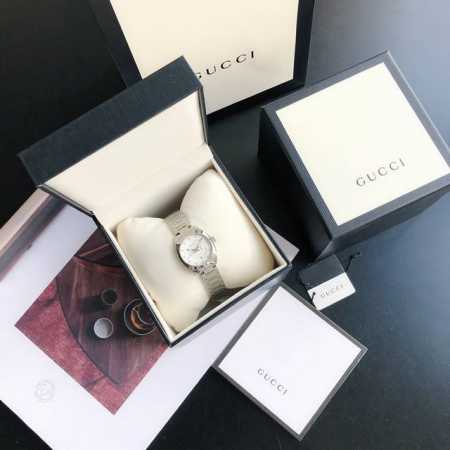 古驰 Gucci Gg2570 Ya14 2 系列腕表。尽显品牌独有特色，采用复古设计、更突出女性优雅魅力！时尚手表、搭载进口石英机，以旭日纹作为表盘，源自意大 - 点击图像关闭