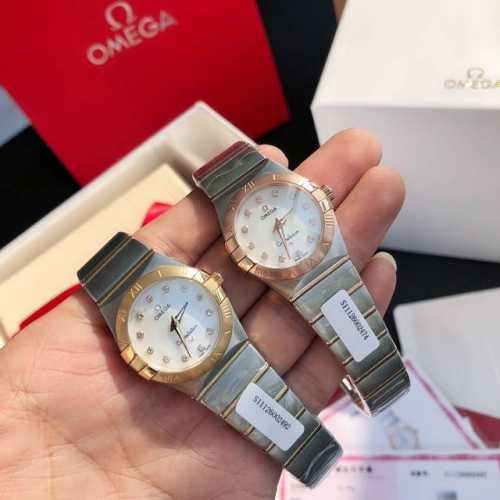 现货 欧米伽 Omega 星座系列石英女表 表盘直径27Mm 机芯采用原装机芯同产地瑞士原装石英机芯 镜面采用德国进口蓝宝石高强度防刮花玻璃 镶嵌12颗vs配g