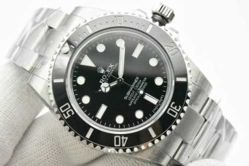 Clean Factory 墙裂推荐 超便宜三码合一版本 劳力士Rolex黑水鬼 绿水鬼40Mm 系列腕表！Cm3 升级细节：1搭载丹东3135稳定机芯！2整表