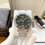 康卡斯系列 陶瓷圈口 男士腕表 全自动机械机芯 316精钢拉沙表壳 精钢表带配原装扣 直径40Mm厚12Mm Bst实拍 这款腕表不仅适合刚刚步入职场的年轻人佩