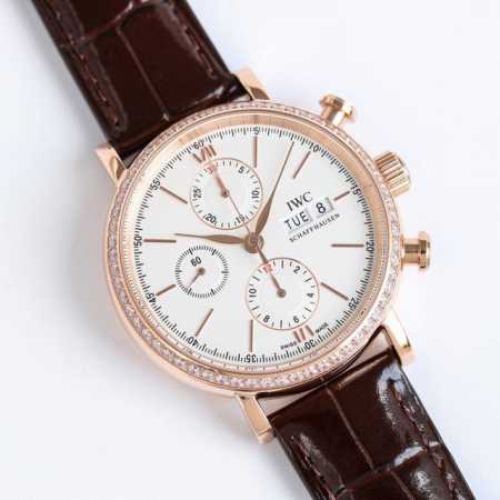 Sj出品 白钻 金钻 Tw倾情演绎 Iwc 万国 波涛菲诺计时腕表 Rb2 腕表尺寸42Mmx13.5Mm 完美同步正品 表壳以精钢材质打造 通过细致的抛光打磨 - 点击图像关闭