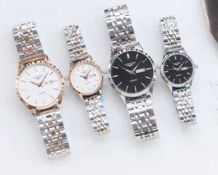 白壳 ，金壳 ，钢带20 品牌：浪琴-Longines 类型：情侣腕表 壳套：顶级版316精钢l 表带：进口小牛皮表带 316L精钢表带 机芯：进口石英机芯 镜 - 点击图像关闭