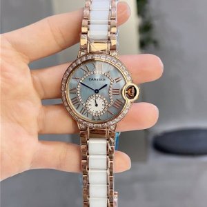 方钻 间陶瓷玫壳 新款冰蓝面 Ballon Blanc De Cariter女士腕表方钻系列 方钻是钻石众多切割形状之一 属于异形钻石 方钻的英文是prince