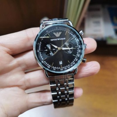 全黑 ，阿玛尼－Emporio Armani优雅男士腕表 ，机械走时多功能石英机芯，超强矿物质镜面 ，精刚表带，真空电镀，精密防水 ，走时精准，直径：43Mm，