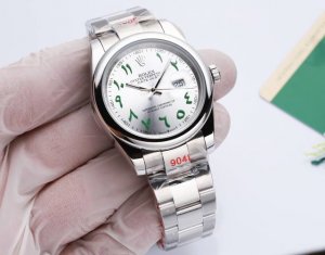 白 . 金20. 劳力士-Roelx日历型 日志系列 采用进口西铁城8215机械 316精钢 ,水晶凸窗透镜,经典蚝式表带搭配折叠皇冠表扣,男款41Mm 经典设 白 . 金20. 劳力士-Roelx日历型 日志系列 采用进口西铁城8215机械 316精钢 ,水晶凸窗透镜,经典蚝式表带搭配折叠皇冠表扣,男款41Mm 经典设